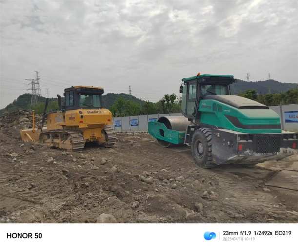 电动新动力，，绿色筑通道——RE22-X压路机助力杭甬运河新坝二线船闸工程高效推进-压路机-永利集团股份